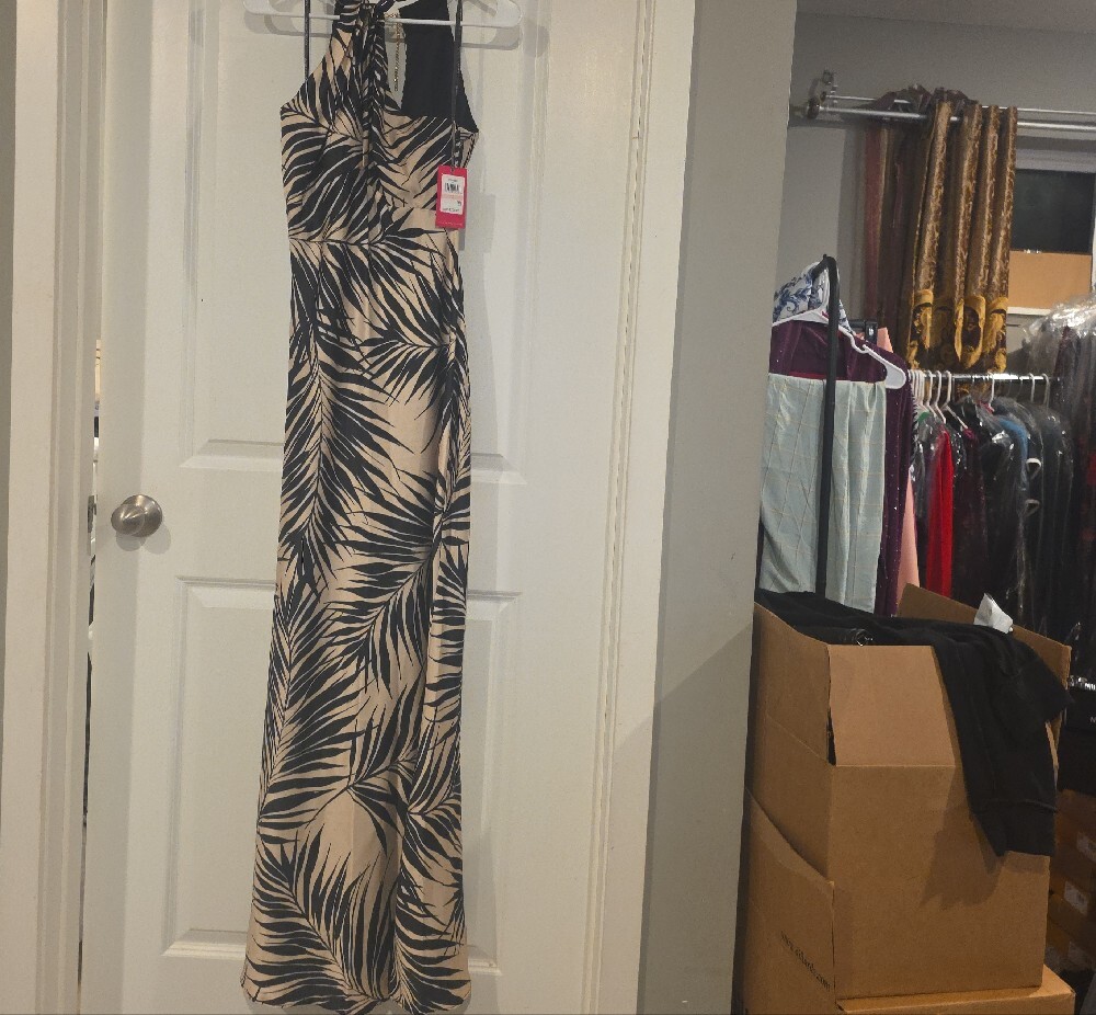 Vince Camuto Beige and Black Palm-Print Halter Maxi Dress - Picture 9 of 16